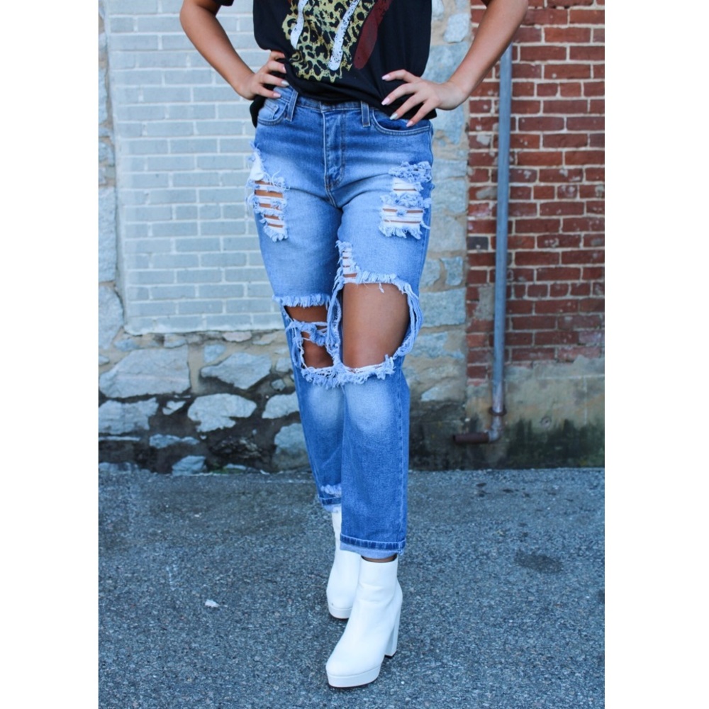 Vintage Stonewash Distressed High Waisted Jeans